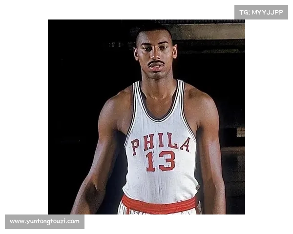 张伯伦在球场上不为人知的踢球位置揭秘与战术分析