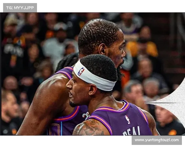 布克职业生涯高光时刻回顾：从新星崛起到超级得分手的精彩蜕变